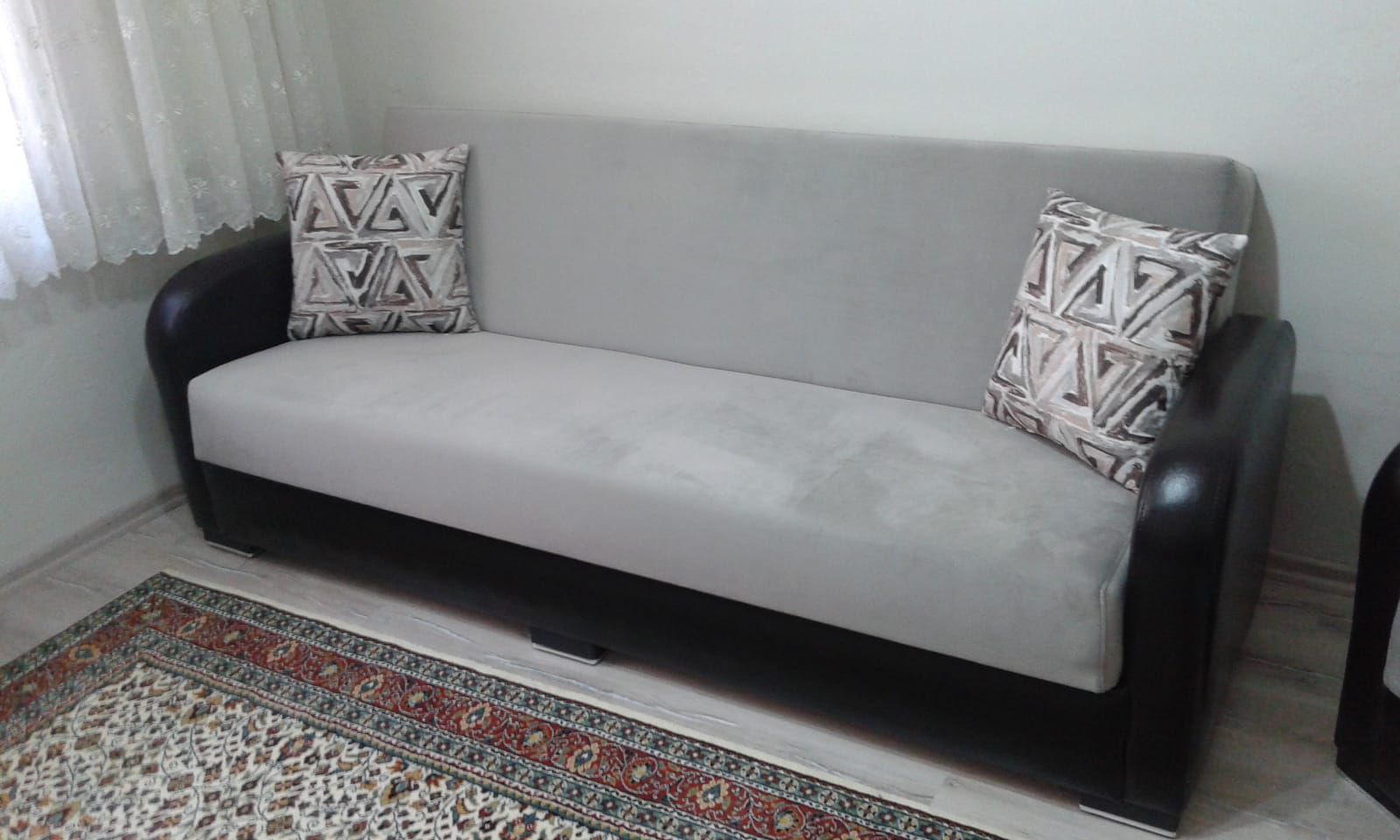 Es Koltuk izmit Kocaeli koltuk,Çekyat,minder tamiri,renkli kumaş döşemesi