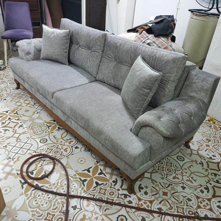 Es Koltuk izmit Kocaeli koltuk,Çekyat,minder tamiri,renkli kumaş döşemesi