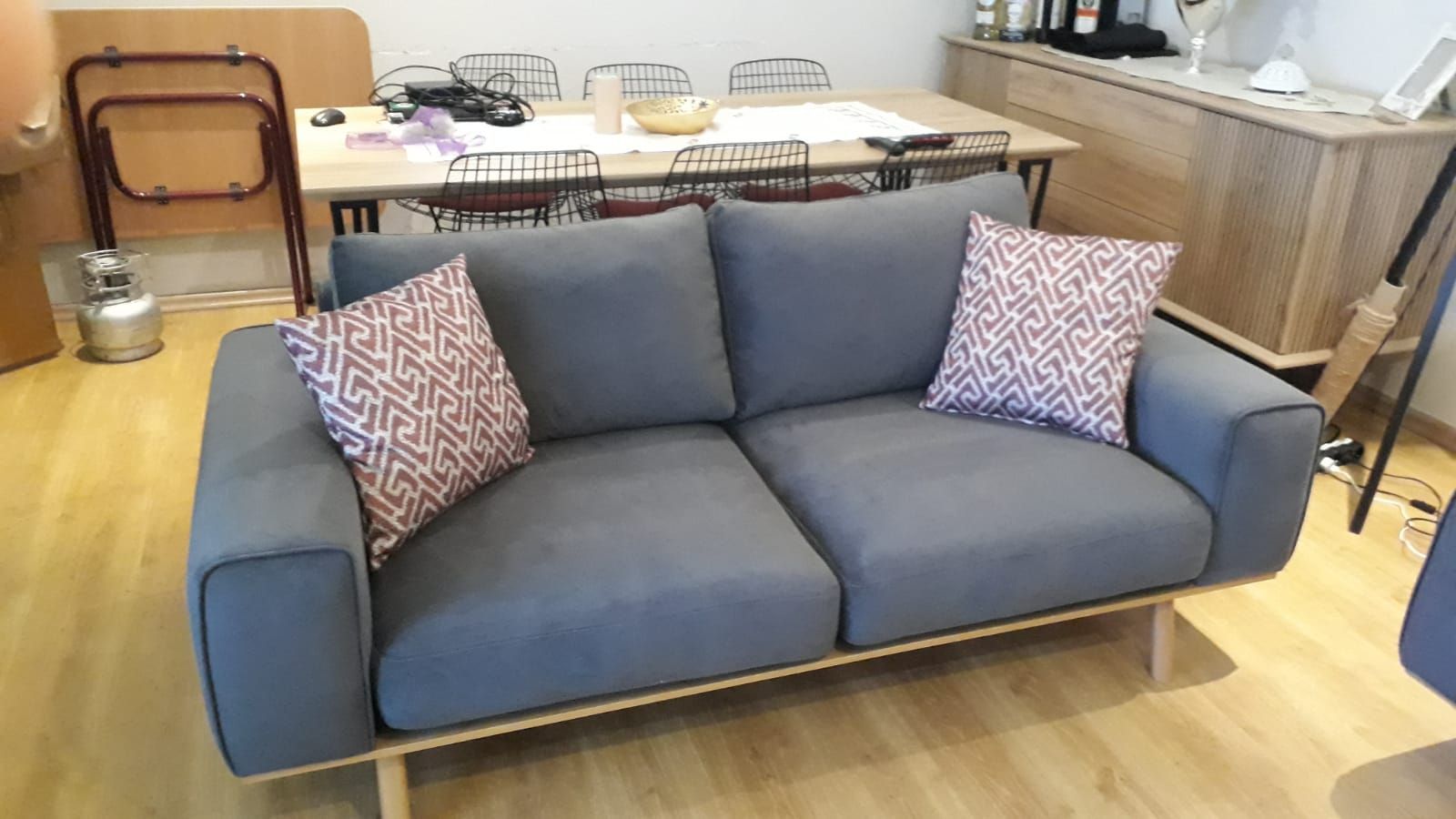 Es Koltuk izmit Kocaeli koltuk,Çekyat,minder tamiri,renkli kumaş döşemesi